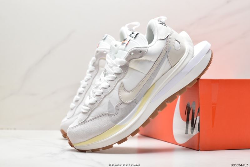 Sacai X Nike regasus vaporrly